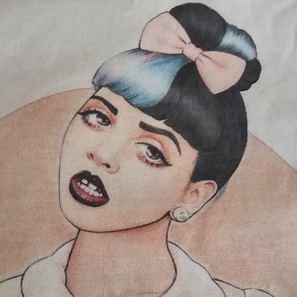 Melanie Martinez 2015 Gap City 1st Tour Autographed Signed Shirt - Picture 1 of 9